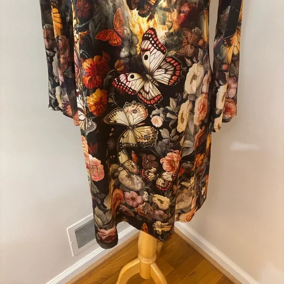 Johnny Was “Judith” sequin floral-print Shift Dress S - Picture 6 of 8